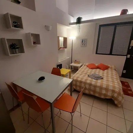 Gemme Fiorentine Apartments In Front Of The Train Station 5 Minutes From The Centre Free Parking Florence Exterior photo