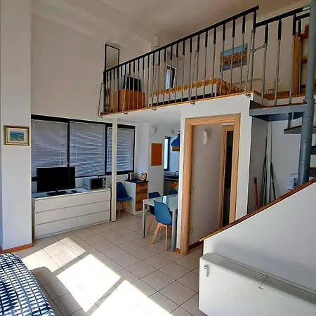 Gemme Fiorentine Apartments In Front Of The Train Station 5 Minutes From The Centre Free Parking Florence Exterior photo